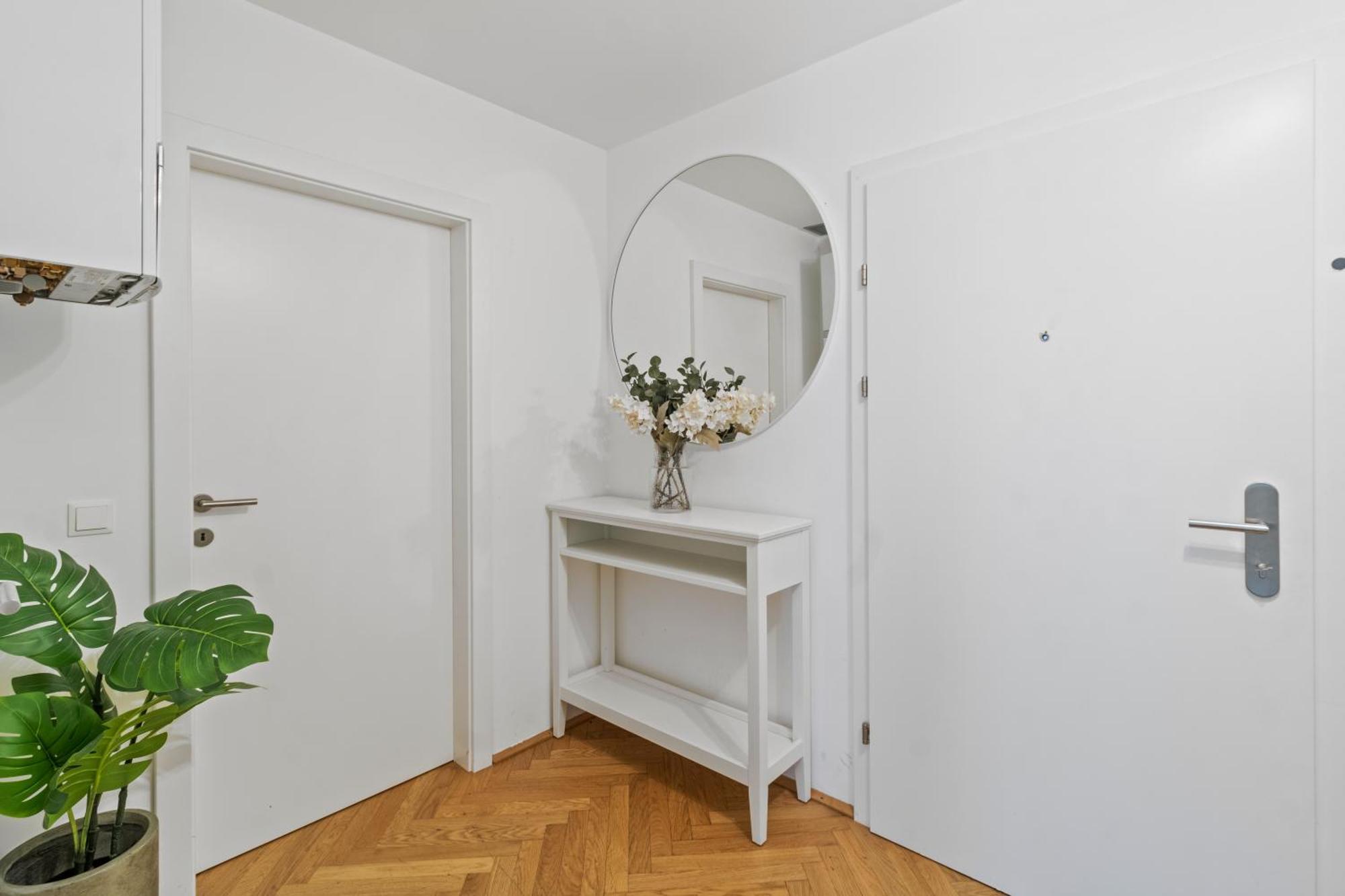 Apartment, Two Metro Stations To Hauptbahnhof Apartment *